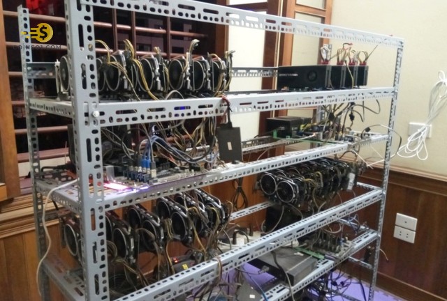 Chi phí đầu tư dàn máy đào Bitcoin